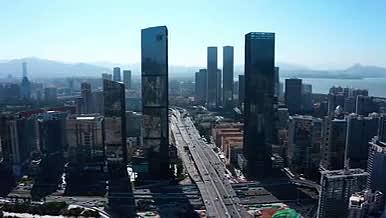 4k航拍深圳商务大厦CBD车流交通视频的预览图